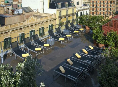 Gran Hotel Havana, Забронировать Отель Отели Барселоны с бассейном, рядом с Дом Кальвет, Бассейн