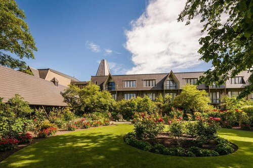 Chateau On The Park - Christchurch, A Doubletree By Hilton, Забронировать Отель Риккартон Крайстчёрч, рядом с Mona Vale