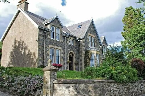 Sonnhalde Guest House, Забронировать Гостевой дом Кингасси Cairngorms, рядом с Ruthven Barracks
