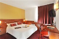 Brit Hotel Rennes St Grégoire – Le Villeneuve, Забронировать Отель Отели Сен-Грегуар 3 звезды, 3*