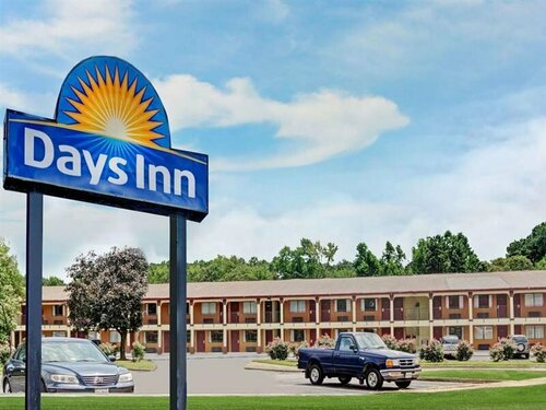 Days Inn Newport News, Rezerwuj Hotel Newport News Virginia