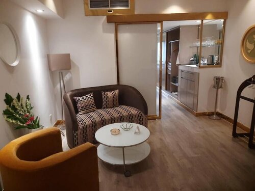 Hotel Razmoni Isha Kha International, Забронировать Отель Отели Дакки 3 звезды, рядом с Supreme Court of Bangladesh, 3*