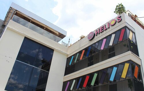 Helios Hotel, Rezervovat Hotel 3hvězdičkové hotely v Malang, poblíž Taman Rekreasi Senaputra, 3*