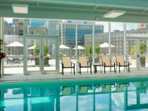 Revere Hotel Boston Common, Забронировать Отель Отели Бостона с бассейном, рядом с Benjamin Franklin Statue, Бассейн