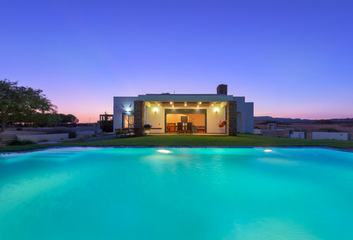 CRISTELIA SEAFRONT & POOL VILLA, Забронировать Вилла Бизнес-отели Лакания, 4* 5*