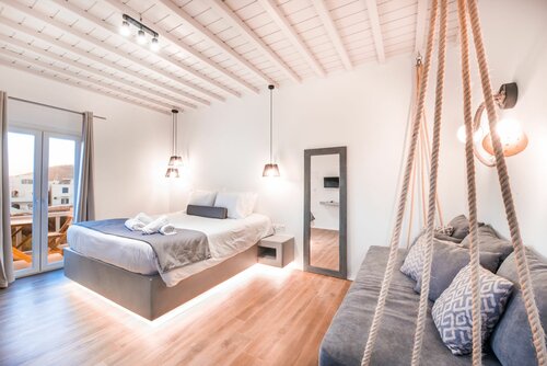 Tagoo Studios Mykonos, Забронировать Отель Отели Тоурлос с бассейном, Бассейн