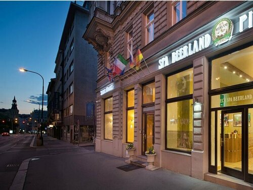 Hotel Suite Home Prague, Забронировать Отель Отели Праги с бассейном, рядом с Унгельт, Бассейн