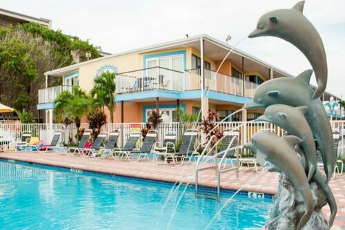 Plaza Beach Hotel - Beachfront Resort, Забронировать Курортный отель Сент-Пит-Бич Clearwater-St Pete Beaches
