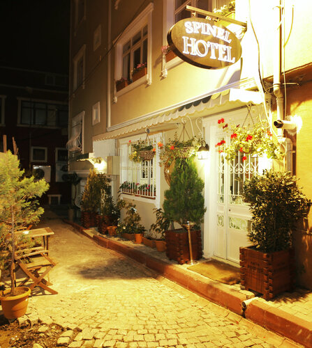 Spinel Hotel - Old City