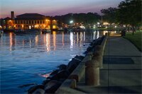 Harbor Shores on Lake Geneva, Забронировать Отель Отели Лейк-Дженива с парковкой, рядом с Geneva Lake Museum of History, Парковка
