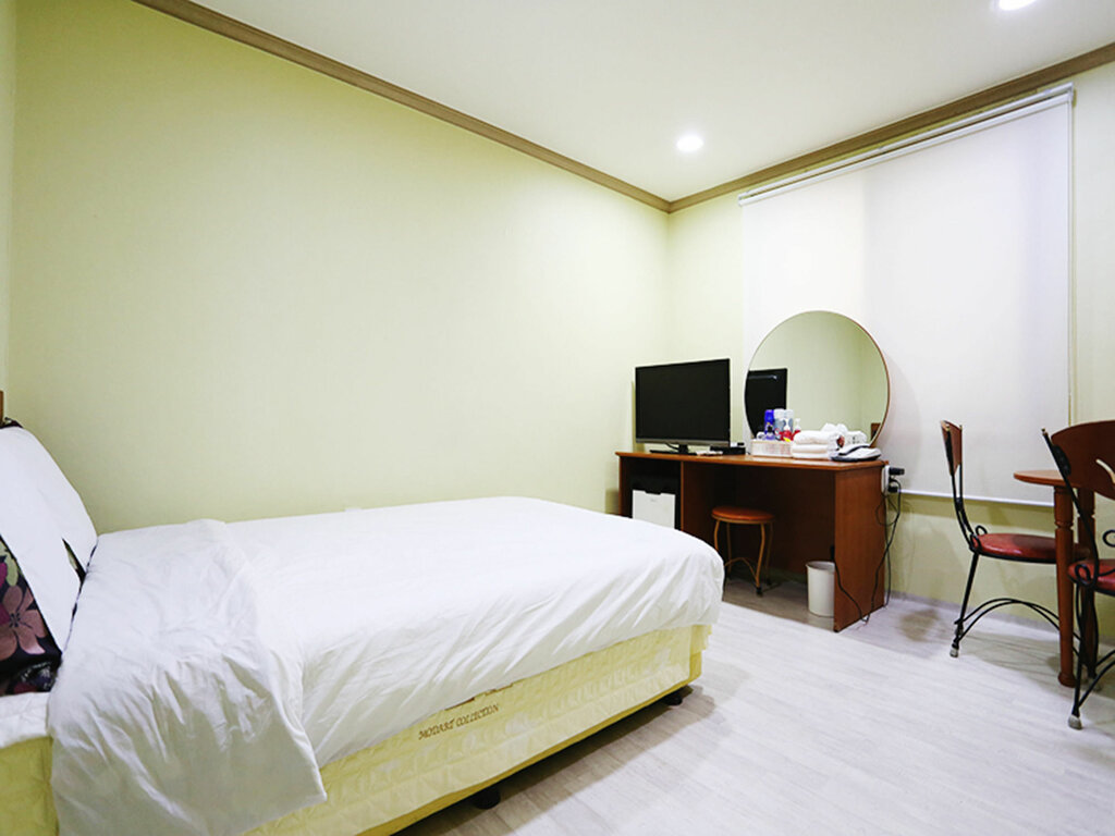 James Blue Guesthouse