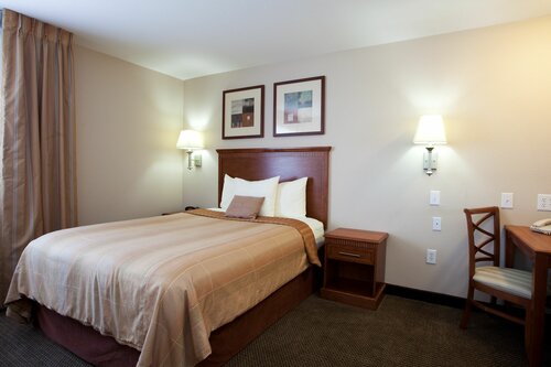Candlewood Suites Lake Charles-Sulphur by IHG, Забронировать Отель Отели Салфер с завтраком, рядом с Sulphur Parks &amp; Recreation, Завтраки