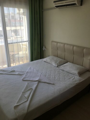 Baskent Hotel, Забронировать Отель Отели Дидим с парковкой, рядом с Площадь Дельфинов, Парковка