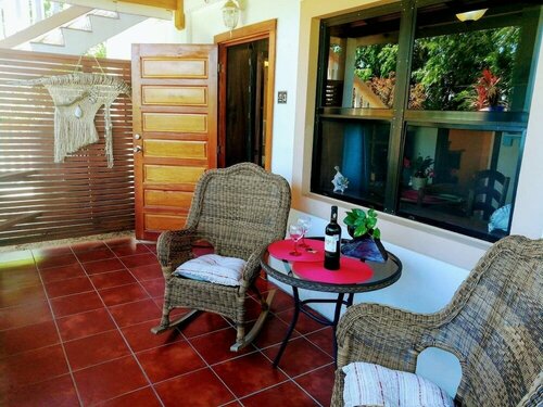 Dolce Cabana Waterfront Suites, Reserva ahora Apartamento Hoteles en Stann Creek con piscina, Piscina
