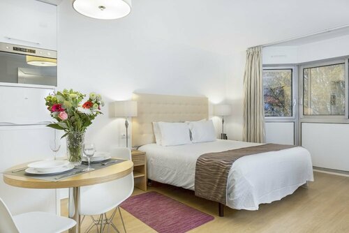 Royal Regency, จอง โรงแรม Vincennes Val de Marne