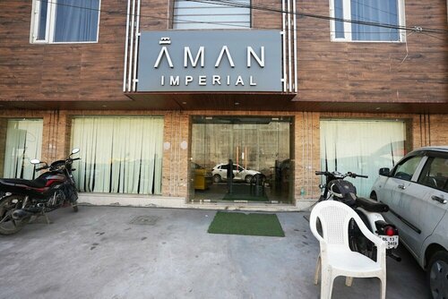 Hotel Aman Imperial Just a Minute Away From New Delhi Railway Station and Connaught place, Забронировать Отель Дели Национальный столичный округ Дели