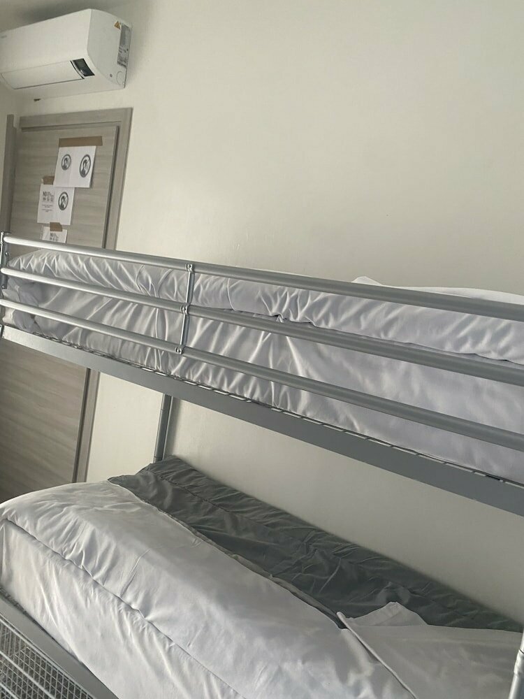 MR Hostel