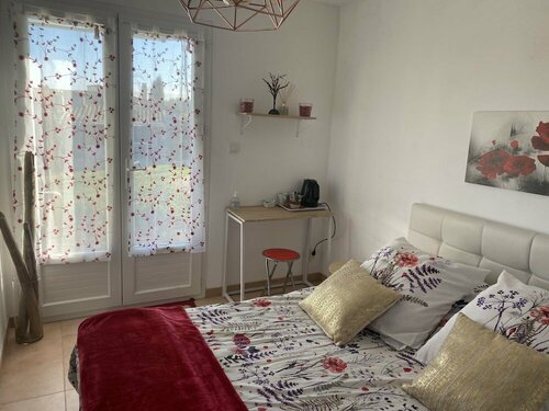 Chambre d'hôtes Les Cigales, Réserver Maison d'hôtes Hôtels à Gard avec piscine, Piscine