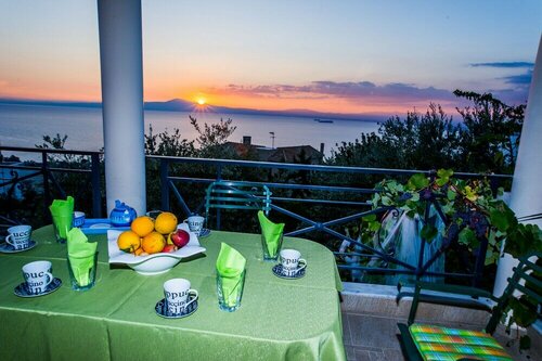 Verga Majestic Sunsets - Villa Close to the Beach, Забронировать Вилла Виллы Каламата, Вилла