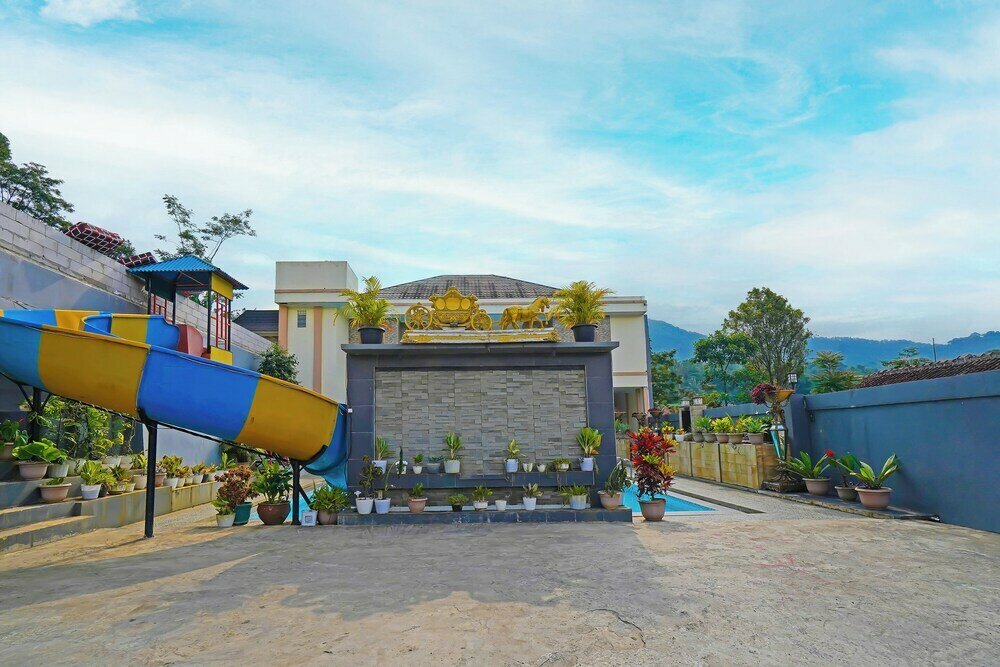 Collection O 92634 Villa Ds