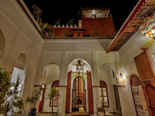 Palais Tinmel Marrakech, Забронировать Отель Отели Марракеш-Тенсифт-Эль-Хауз с бассейном, Бассейн