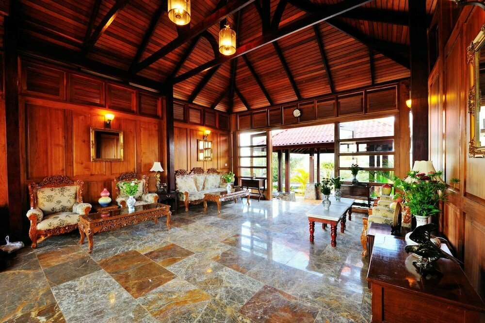 Crest Villa Mansion