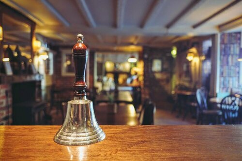Hambro Arms, Varaa Hotelli Milton Abbas Dorset