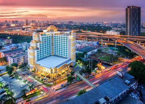Al Meroz Bangkok, Забронировать Отель Отели провинции Бангкока с бассейном, Бассейн