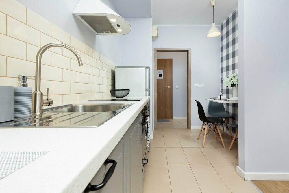 Bitwy Warszawskiej Apartment by Renters