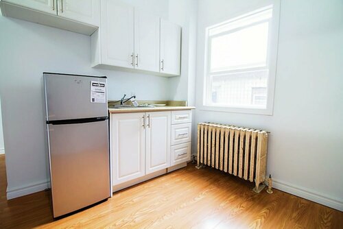 1 Bedroom Apartment near Kensington Market - Unit 4