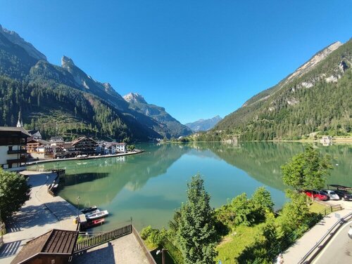 Hotel TEA DOLOMITI - Lago di Alleghe - Monte Civetta, Забронировать Отель Аллеге Чиветта