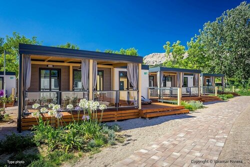 Victoria Mobilehome in Padova Premium Camping Resort, Забронировать Кемпинг Отели Банёл с бассейном, Бассейн