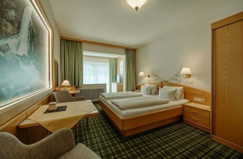 Hotel Waldfrieden, Забронировать Отель Рормос 