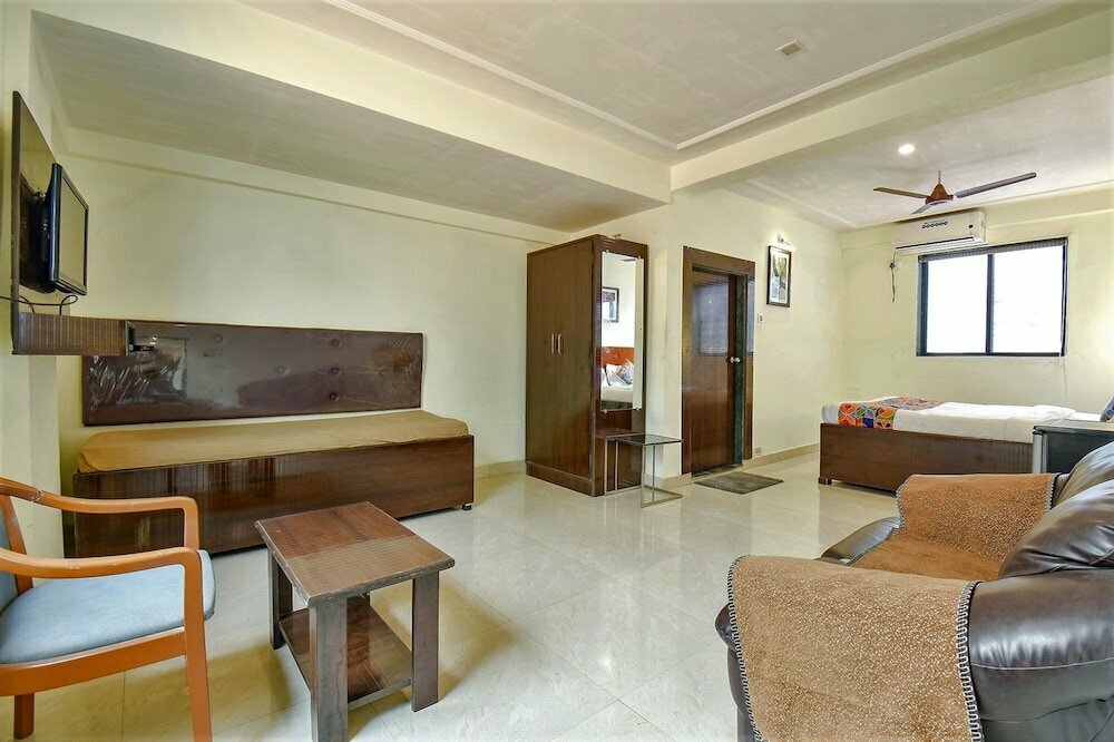 Fabhotel Hillview Furnished Stays