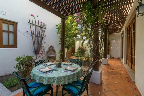 Casa De Amigos by Casago, Забронировать Дом для отпуска Отели Нополо с бассейном, Бассейн