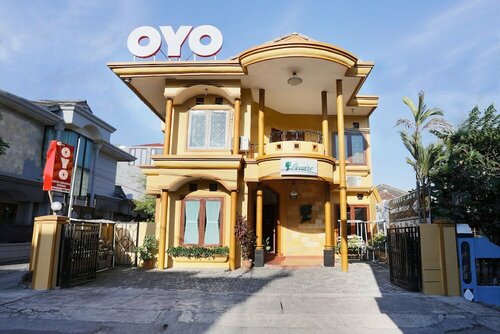OYO 1072 Kampung Condro Wulan Guesthouse, Reserva ahora Hotel Depok 