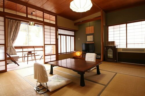 Jinnai Ryokan, Забронировать Отель Отели Цуруока с бассейном, Бассейн