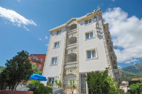 Hotel Skyprime, Забронировать Отель Отели Будва с парковкой, Парковка