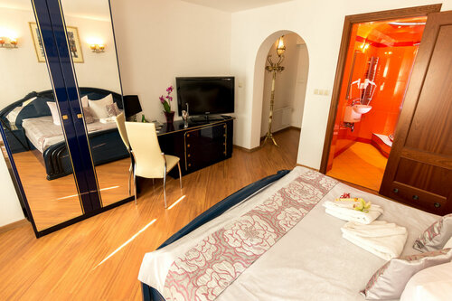 Czarny Kot My Warsaw Residence, Book Hotel Hoteller i Masovia med morgenmad, Morgenmad