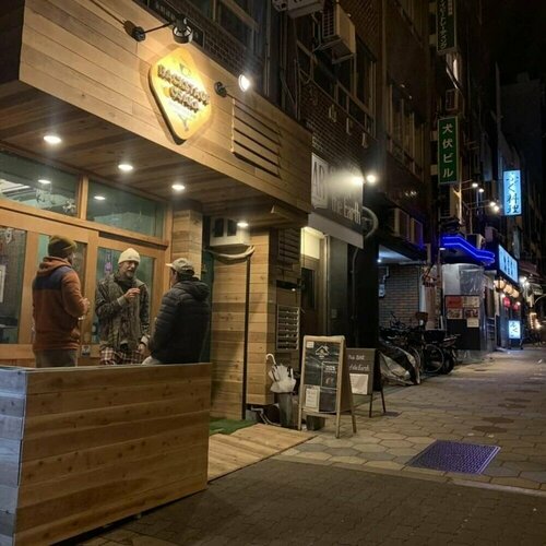 Backstage Party Hostel & Bar, Забронировать Хостел Хостелы Осаки, рядом с Loft PlusOne West, Хостел