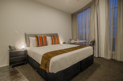 Ramada Suites by Wyndham Auckland Federal Street, Забронировать Отель Отели в центре Окленда, в центре