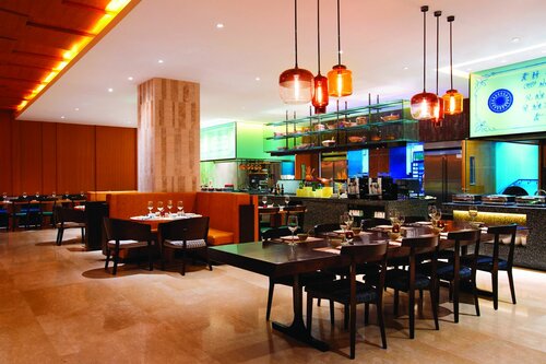 Hilton Garden Inn Lijiang, Забронировать Отель Бизнес-отели Лицзян, рядом с Wangu Pavilion, 4* 5*