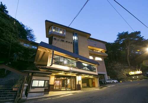 Shikanoyu Hotel, Брондау Қонақ үй Komono Mie