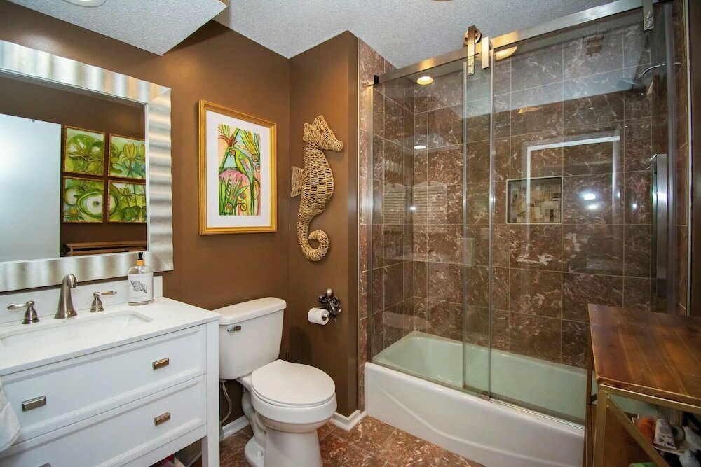 4 Periwinkle Ct