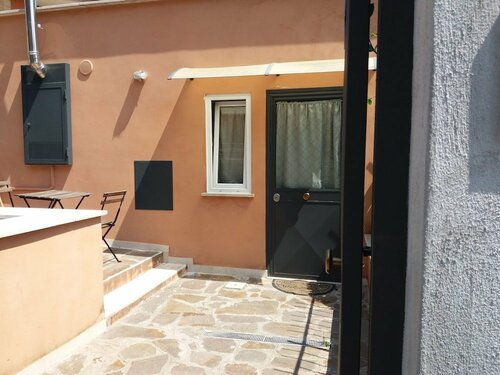 B&B Glicini, Забронировать Отель «постель и завтрак» Отели Лацио с парковкой, Парковка