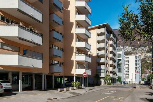 Locarno City Apartments by Quokka 360 - flats on Piazza Grande, Забронировать Апартаменты/квартира Отели Locarno Ascona Losone с парковкой, Парковка