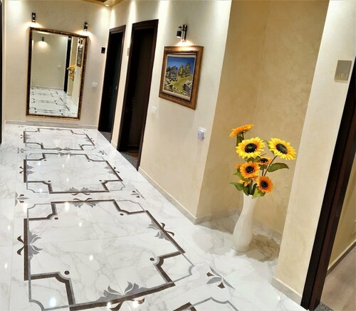 Comfort Hotel, Đặt Khách sạn Khách sạn ở Albanian Riviera có chỗ đỗ xe, Bãi đậu xe