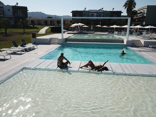 Gennadi Seaside Resort, Reservar Resort Hotéis 4* em Gennadi, 4*