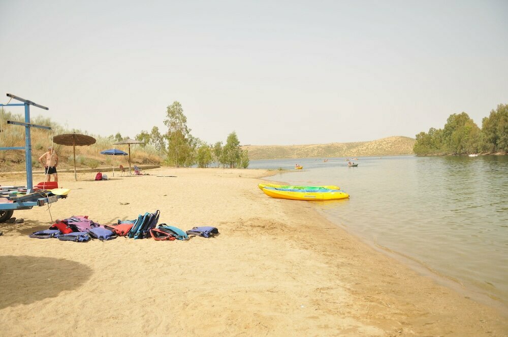 Albergue Turístico Isla del Zujar