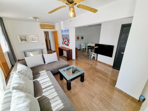 Wait n Sea Apartment, Book Lejlighed Larnaca Larnaca